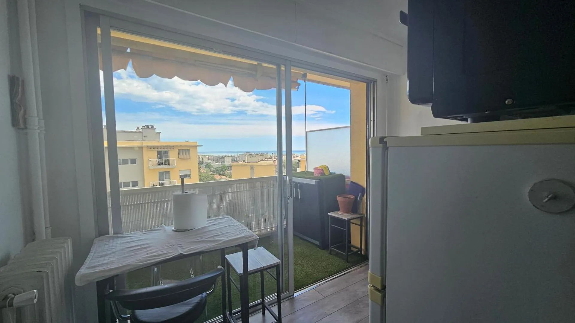 Charming Studio With Private Parking Cagnes-sur-Mer Appartamento